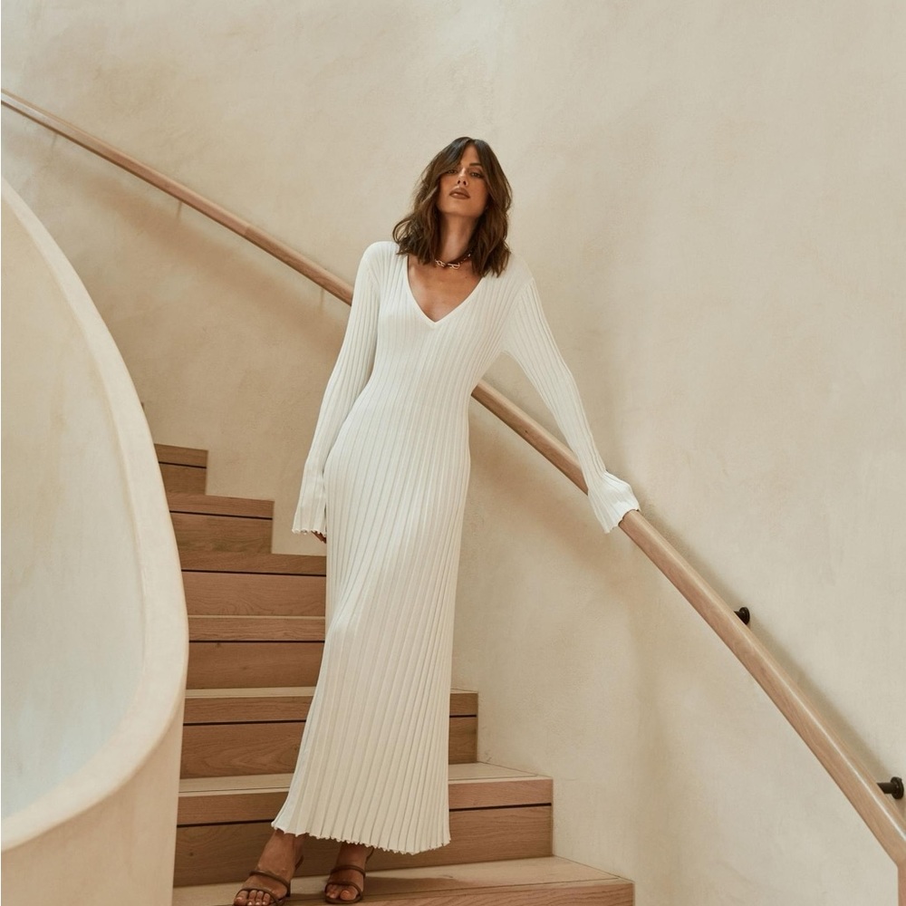 Dissh white ribbed knit dress size medium